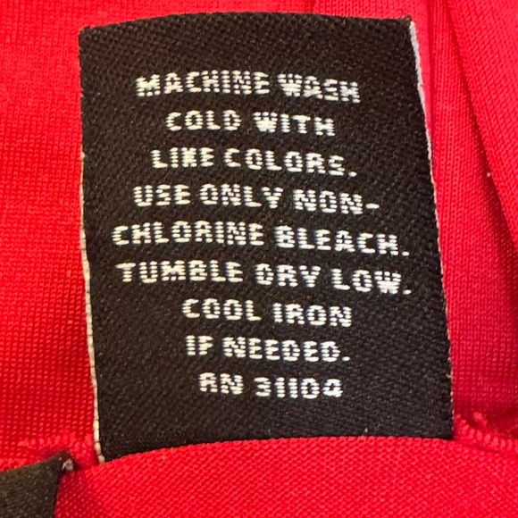 New Directions Wide Shoulder Straps Red Tank Top - Picture 6 of 6